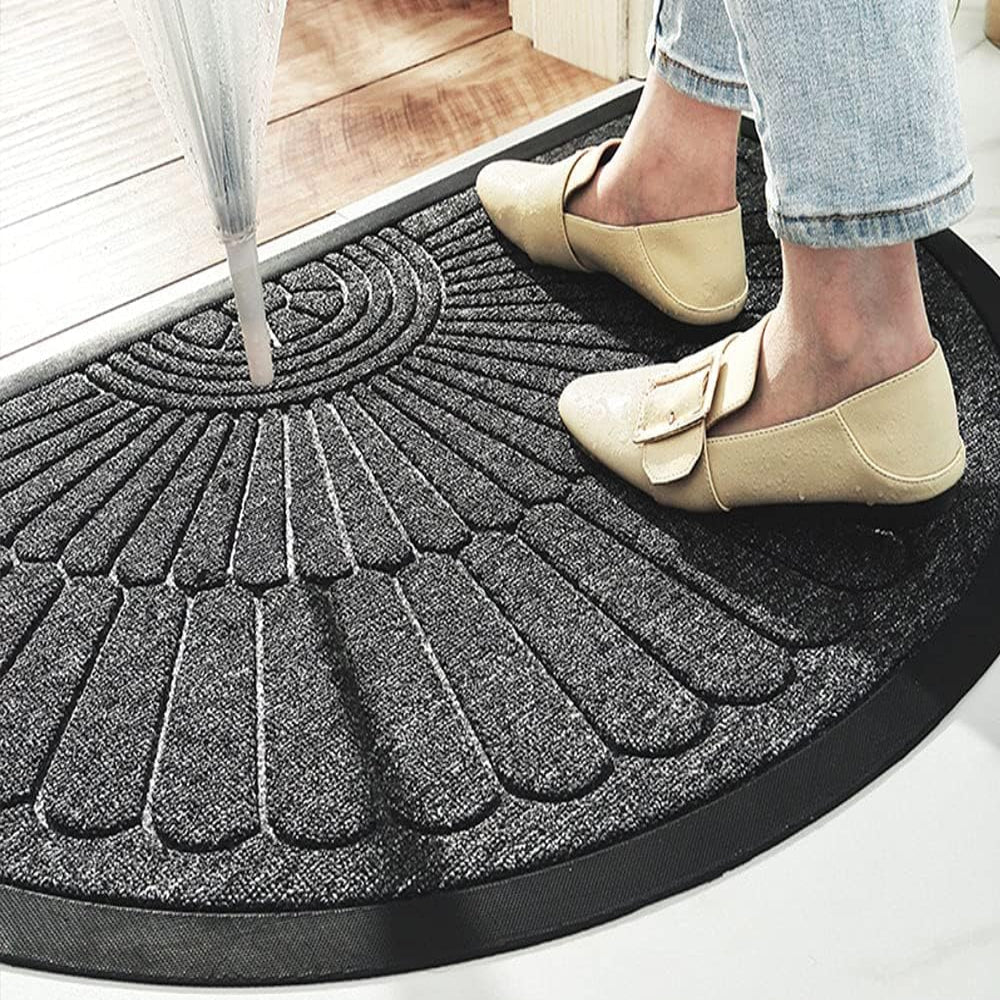 Non-Slip Semi-Circular Rubber Door Mat – Heavy-Duty Dirt & Moisture Trapping Entryway Mat in Dark Grey or Beige Brown