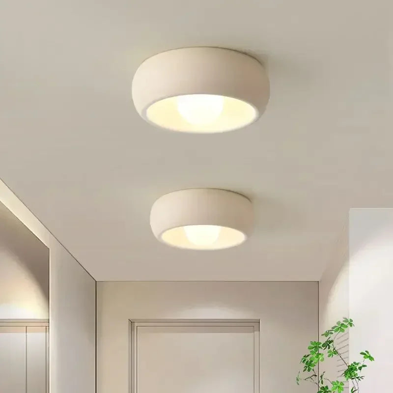 Modern Minimalist Round Flush Mount Ceiling Light – Slim Glare-Free LED Fixture in White or Brown for Hallway & Apartment