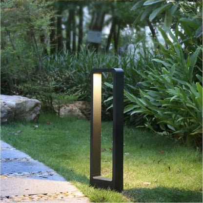 GardenGlow Outdoor Pathway Light – Modern Black Aluminum & Tempered Glass Bollard Ground Lamp, 30 to 60 cm for Garden & Driveway