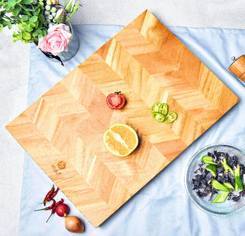 Two-Tone Parquet Beech Wood Cutting Board – Large 15.7 x 11.8 in Solid Wood Chopping & Serving Board for Kitchen