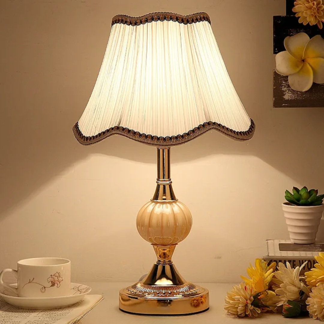 Quixy Vintage Scandinavian Table Lamp – Floral Fabric Shade with Gold Metal Base, Cozy Bedside Lamp for Bedroom & Living Room