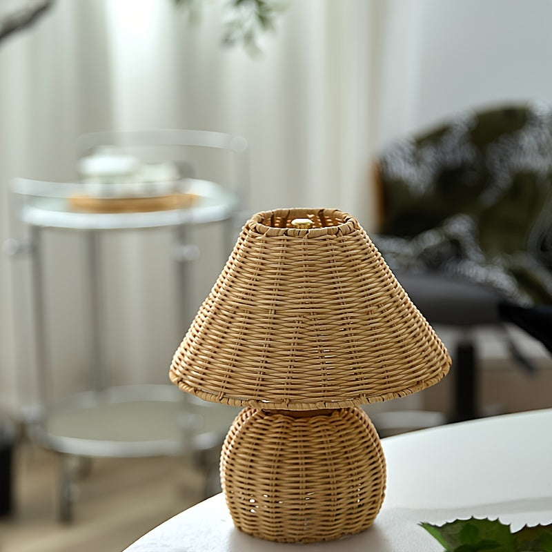 Handwoven Bamboo Desk Lamp – USB-Powered Boho Rattan Table Light with Natural Woven Shade for Bedroom & Reading Corner