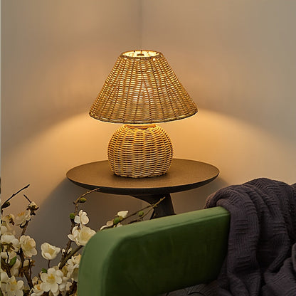 Handwoven Bamboo Desk Lamp – USB-Powered Boho Rattan Table Light with Natural Woven Shade for Bedroom & Reading Corner