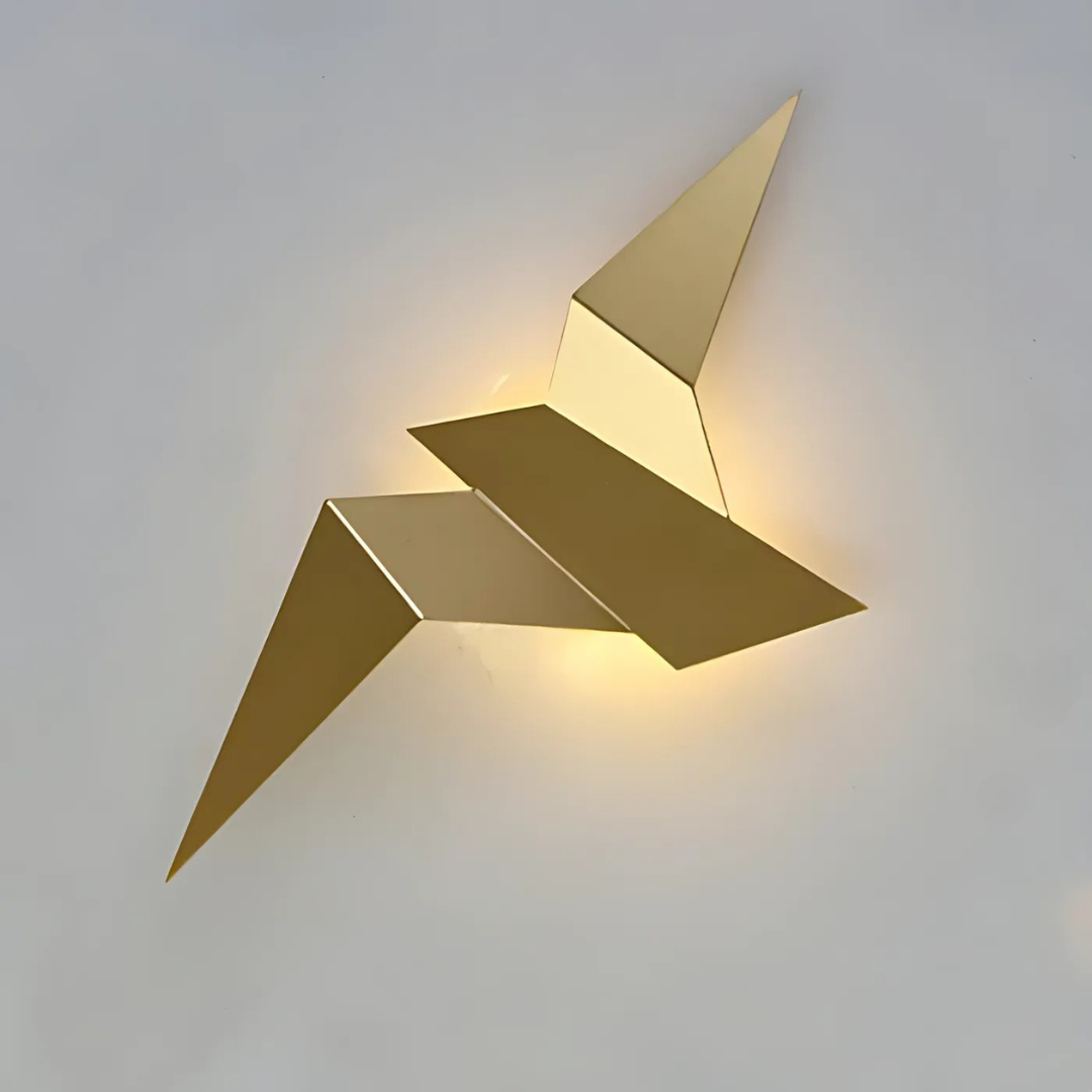 Origami Sculptural LED Wall Lamp – Modern Folded Metal Warm White Wall Sconce in Black, Gold or White for Living Room