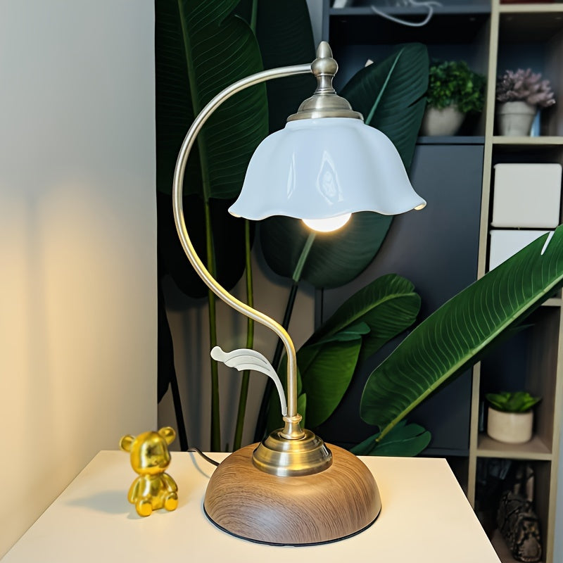 Vintage Gooseneck Table Lamp – Antique Brass USB Bedside Light with Floral Glass Shade, Classic Reading Lamp