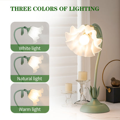 Floral USB Table Lamp – Flower-Inspired Shade Decorative Accent Light with Soft Warm Glow for Bedroom & Reading Corner