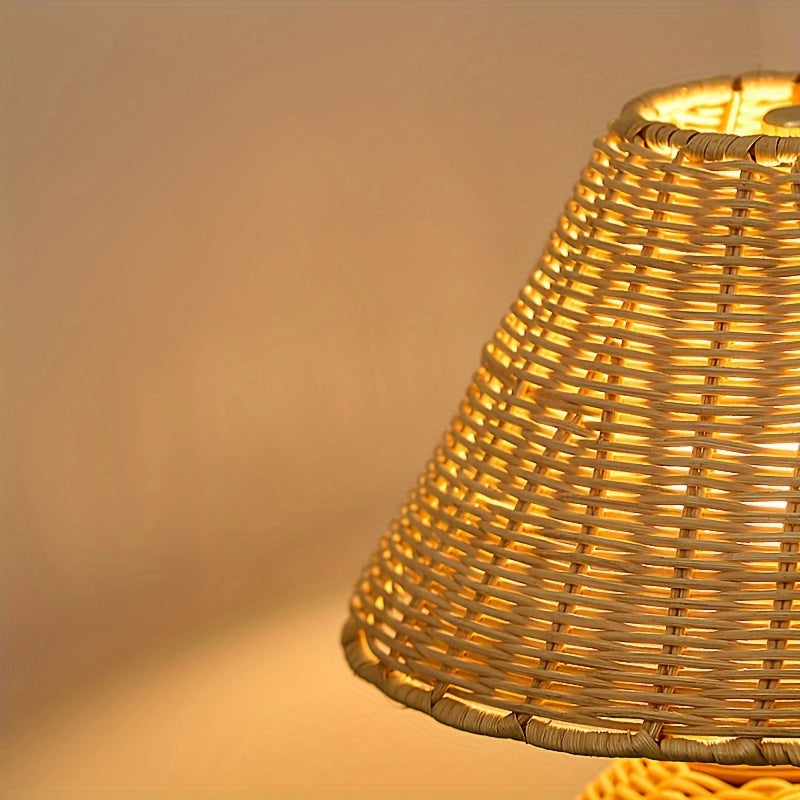 Handwoven Bamboo Desk Lamp – USB-Powered Boho Rattan Table Light with Natural Woven Shade for Bedroom & Reading Corner