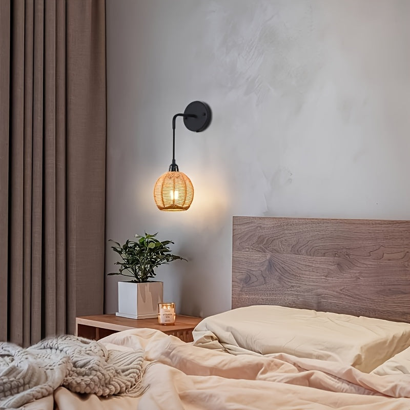 Boho Handwoven Rattan Wall Lamp – Natural Woven Bedside & Living Room Wall Sconce with Soft Golden Light
