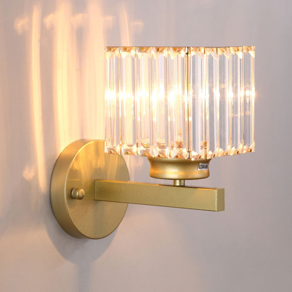 Modern Crystal Glass & Iron Wall Sconce – Round or Square Luxury Wall Light in Black or Gold, 15 x 24 cm, Bedroom & Hallway