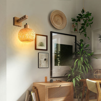 Rustic Handwoven Rattan & Solid Wood Wall Sconce – Natural Boho Wall Light Fixture for Bedroom, Hallway & Dining Room