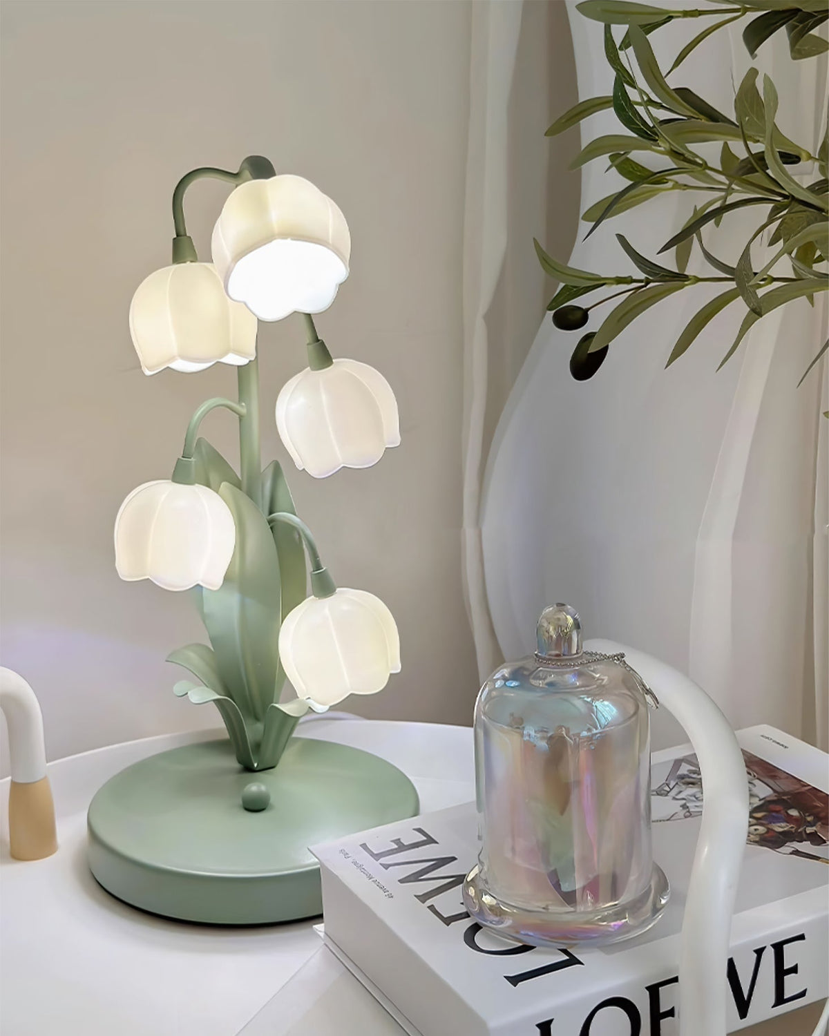 Bell Orchid Floral Table Lamp – Tulip-Shaped Orchid Shades with Warm LED Glow, 18 x 36 cm Decorative Accent Light