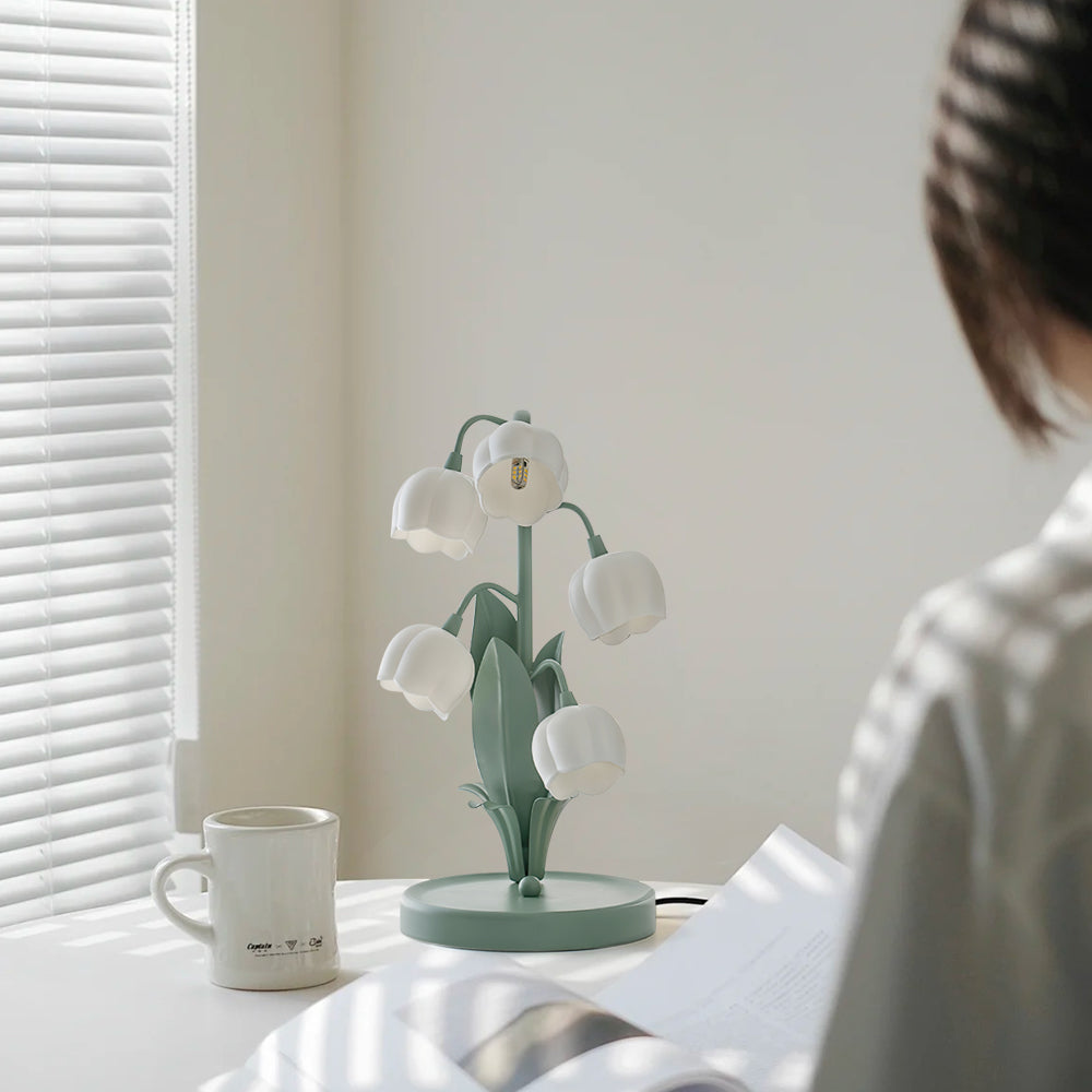 Bell Orchid Floral Table Lamp – Tulip-Shaped Orchid Shades with Warm LED Glow, 18 x 36 cm Decorative Accent Light