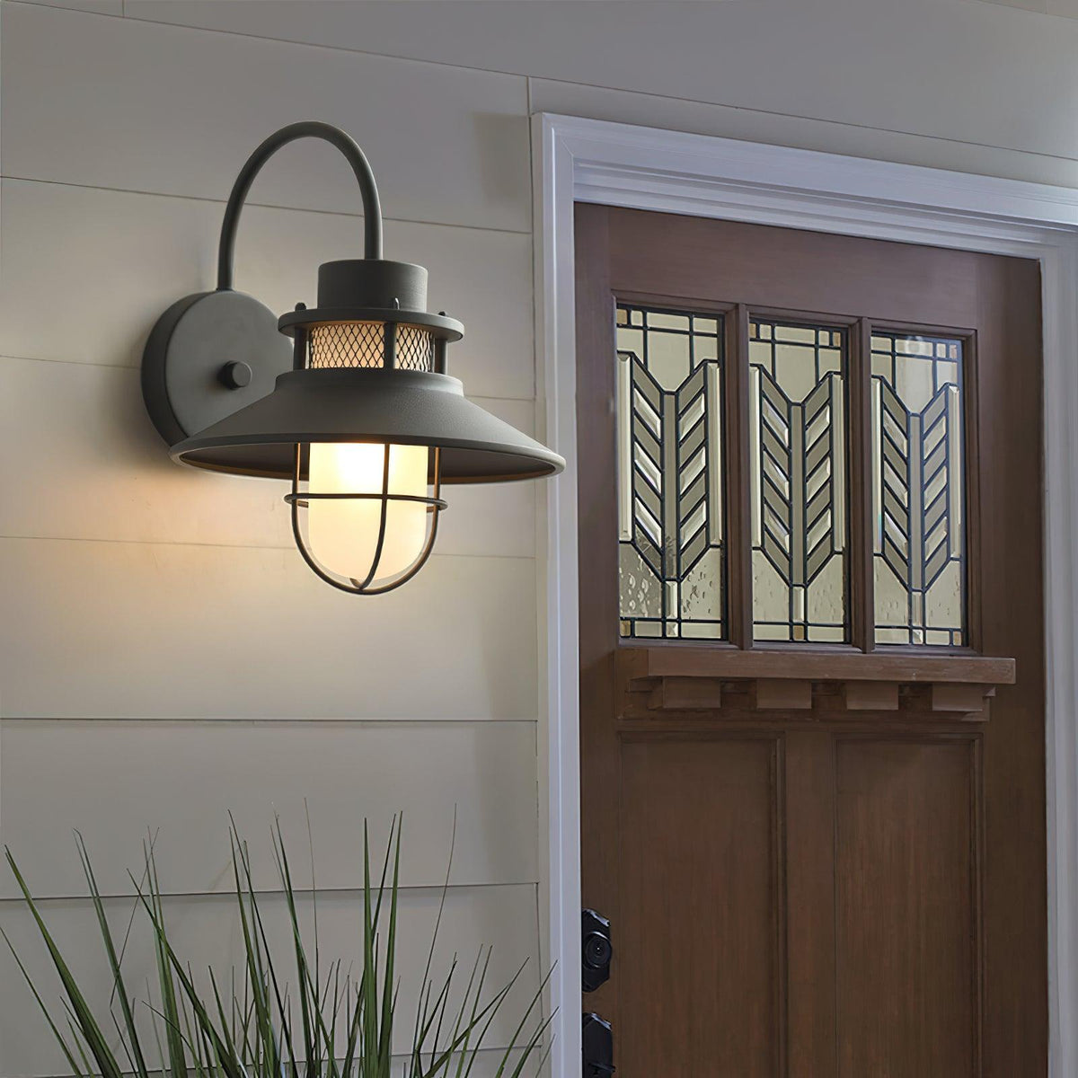 Felix Industrial Outdoor Wall Lamp – Caged IP44 Weather-Resistant Porch Light for Veranda, Patio, Balcony & Entryway