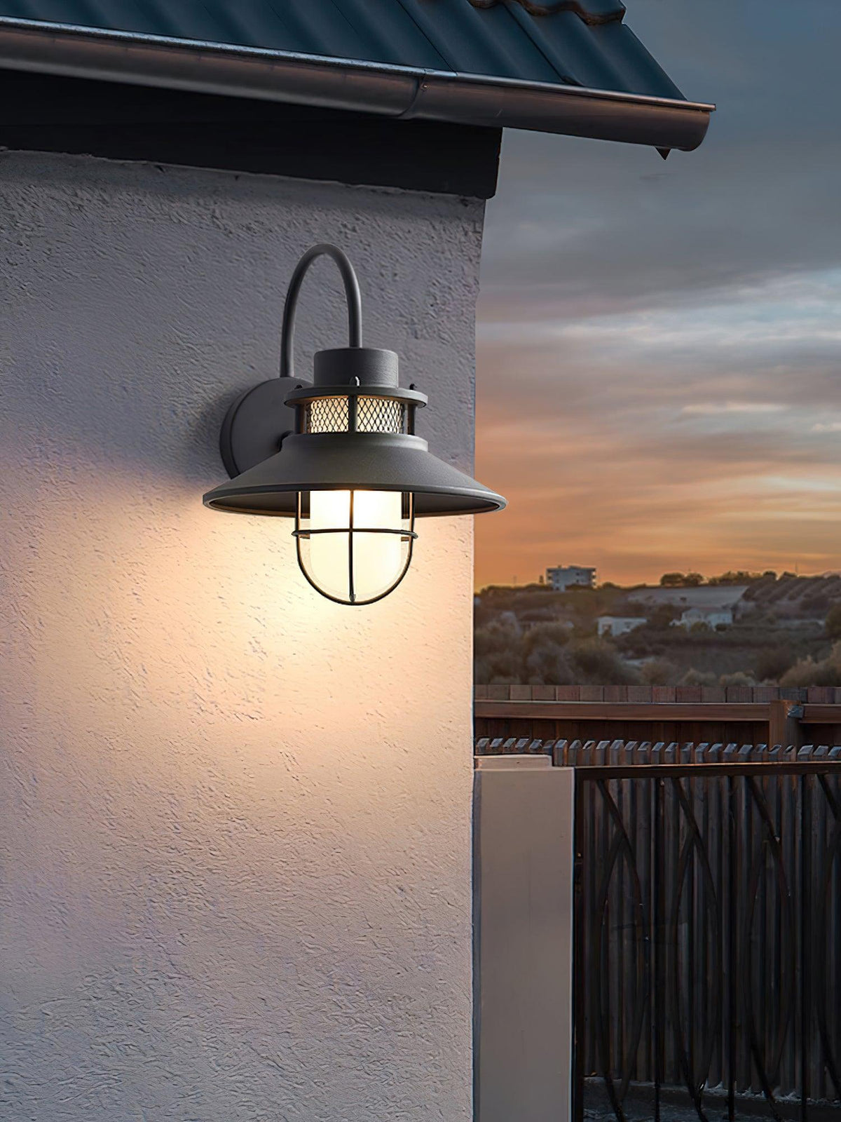 Felix Industrial Outdoor Wall Lamp – Caged IP44 Weather-Resistant Porch Light for Veranda, Patio, Balcony & Entryway