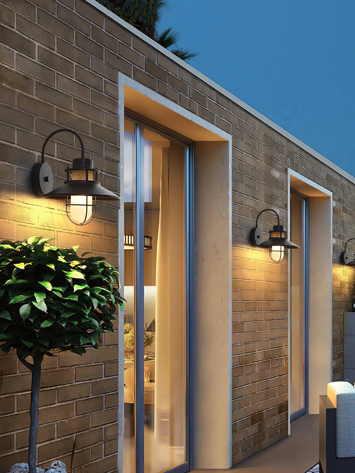 Felix Industrial Outdoor Wall Lamp – Caged IP44 Weather-Resistant Porch Light for Veranda, Patio, Balcony & Entryway