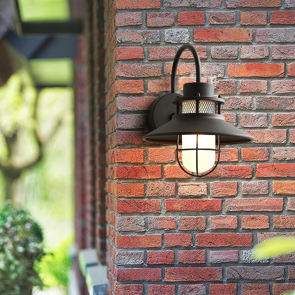 Felix Industrial Outdoor Wall Lamp – Caged IP44 Weather-Resistant Porch Light for Veranda, Patio, Balcony & Entryway