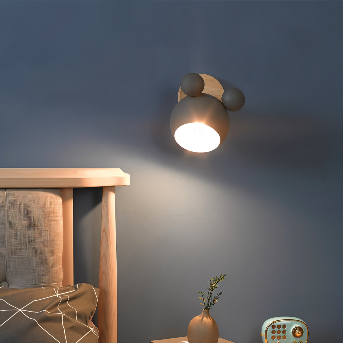 FlashMouse Playful Wall Lamp – Cute Mouse-Inspired Adjustable Wall Sconce for Kids Room, Bedroom & Hallway in 6 Colors