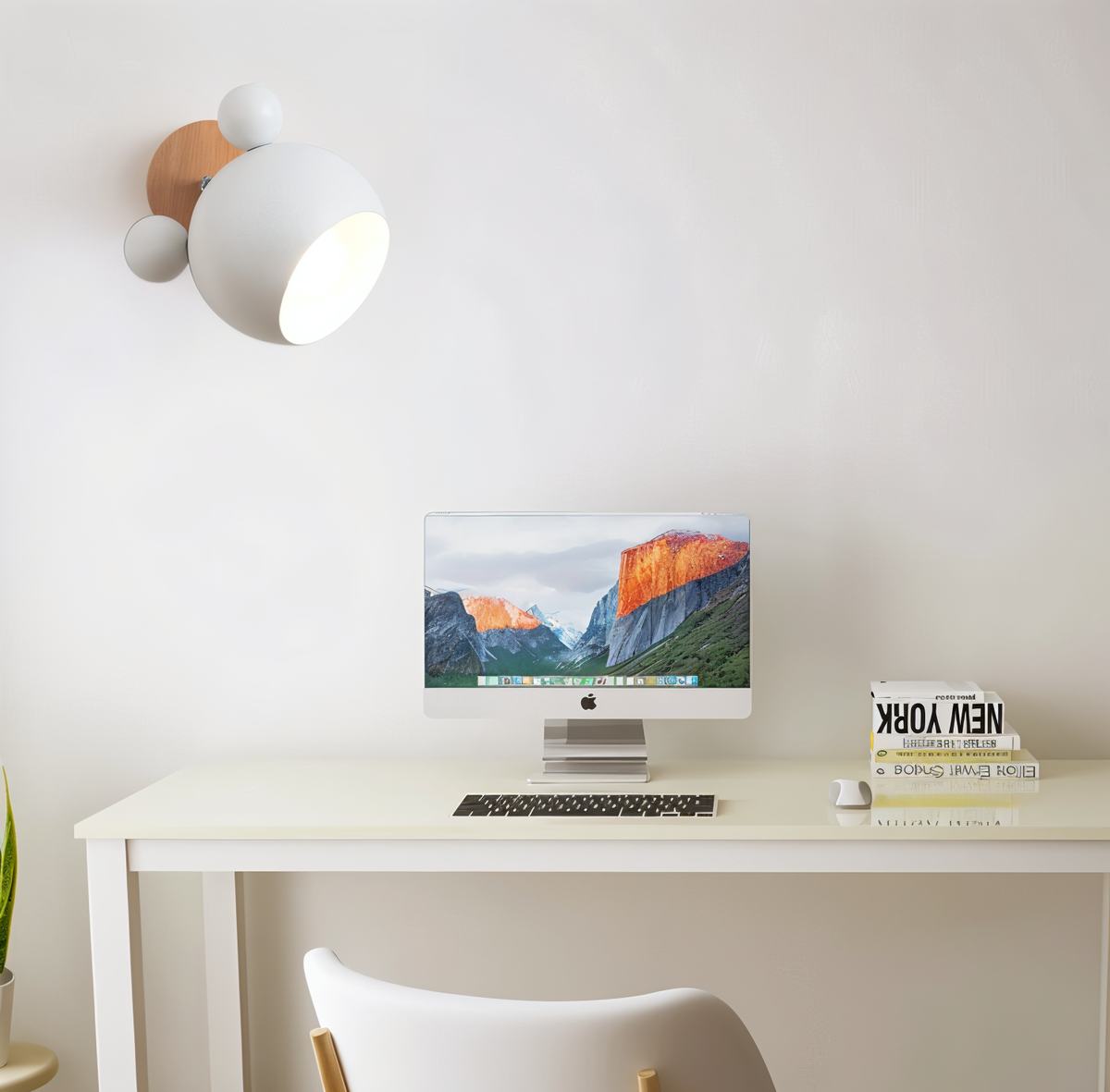 FlashMouse Playful Wall Lamp – Cute Mouse-Inspired Adjustable Wall Sconce for Kids Room, Bedroom & Hallway in 6 Colors