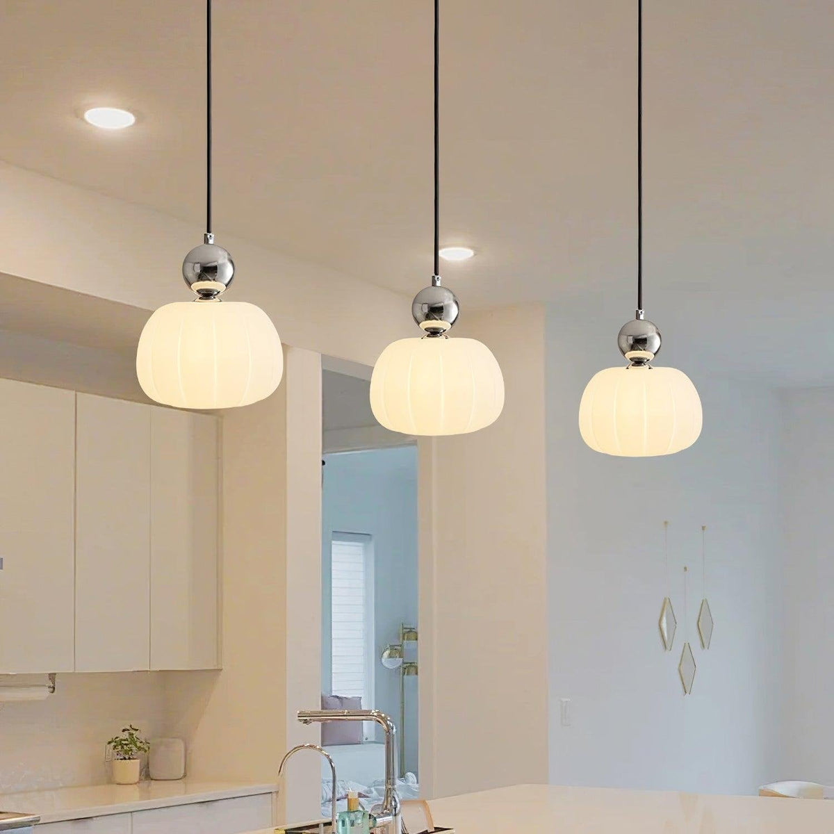 Yedra Organic Pumpkin Pendant Lamp – Round Acrylic Hanging Light with Soft Warm Glow for Dining Room, Bedroom & Kitchen