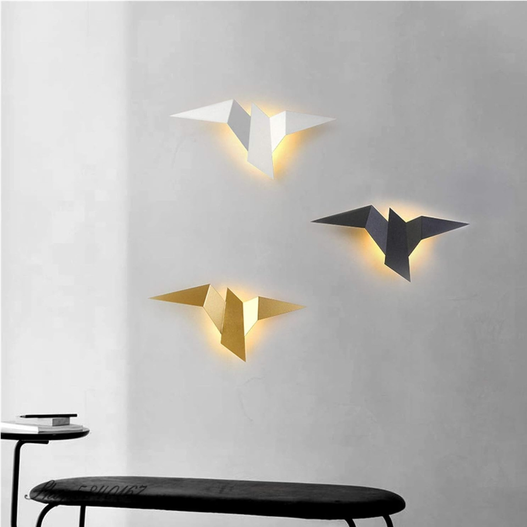 Origami Sculptural LED Wall Lamp – Modern Folded Metal Warm White Wall Sconce in Black, Gold or White for Living Room