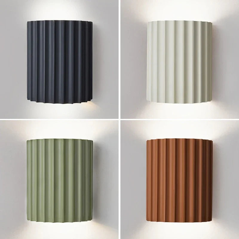 Nordic Modern Resin Wall Lamp – Ribbed Up & Down Wall Sconce, Sculptural Indoor Wall Light for Bedroom & Living Room