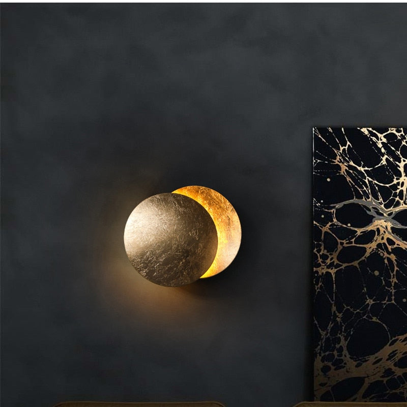 Lunaris Eclipse LED Wall Light – Celestial Overlapping Disc Wall Sconce in Gold or Copper Finishes, 20 or 25 cm