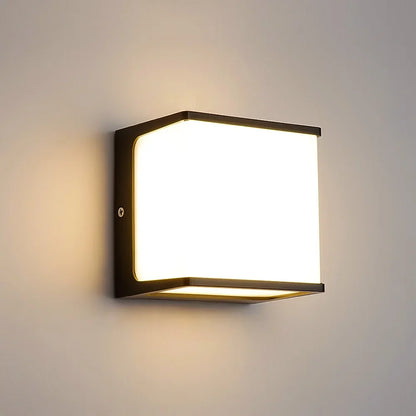 AeroCube Modern Outdoor Wall Light – IP65 Waterproof 8W LED Cube Sconce with Warm White Glow for Porch, Pathway & Patio