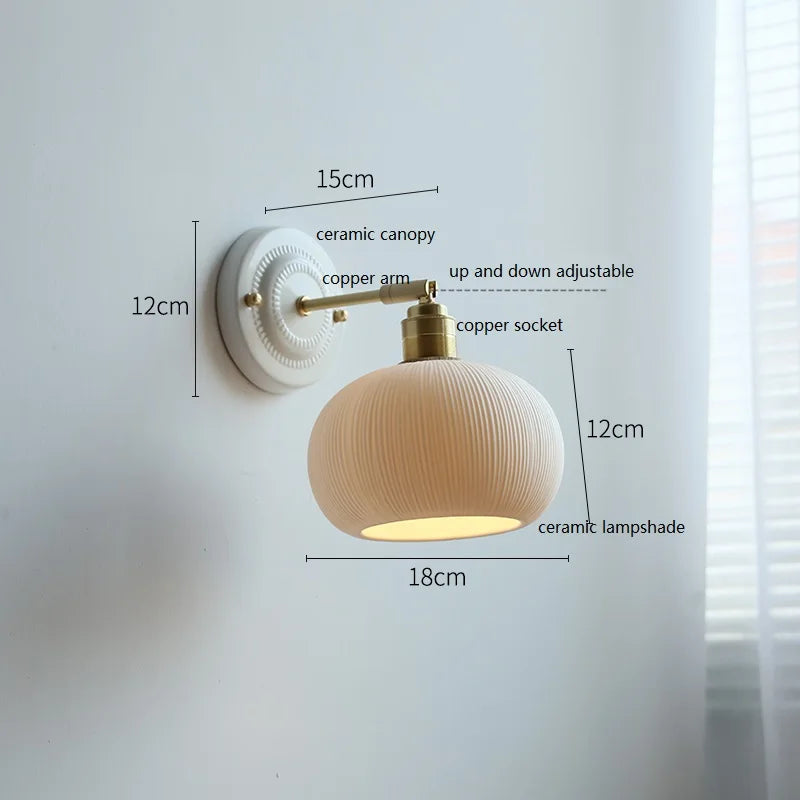 Nordic Cream Ceramic Flower Wall Lamp – Vintage Sculpted Ceramic Wall Sconce for Bedside Reading, Living Room & Hallway