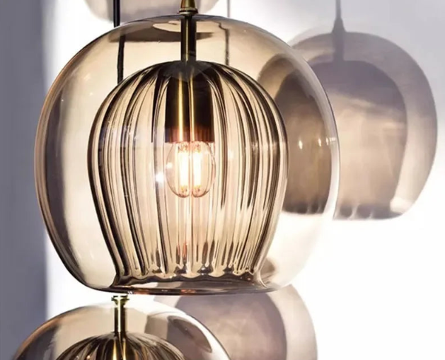 LuxeSphere Ribbed Glass Pendant Light – Modern Globe Hanging Lamp in Clear, Cognac or Grey for Kitchen Island & Dining
