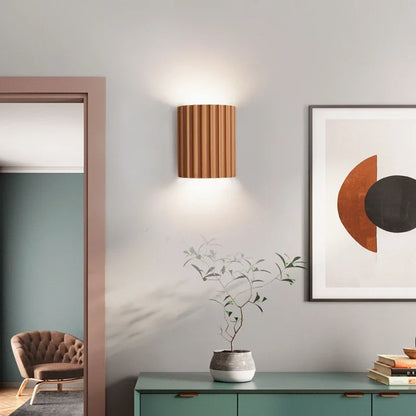 Nordic Modern Resin Wall Lamp – Ribbed Up & Down Wall Sconce, Sculptural Indoor Wall Light for Bedroom & Living Room