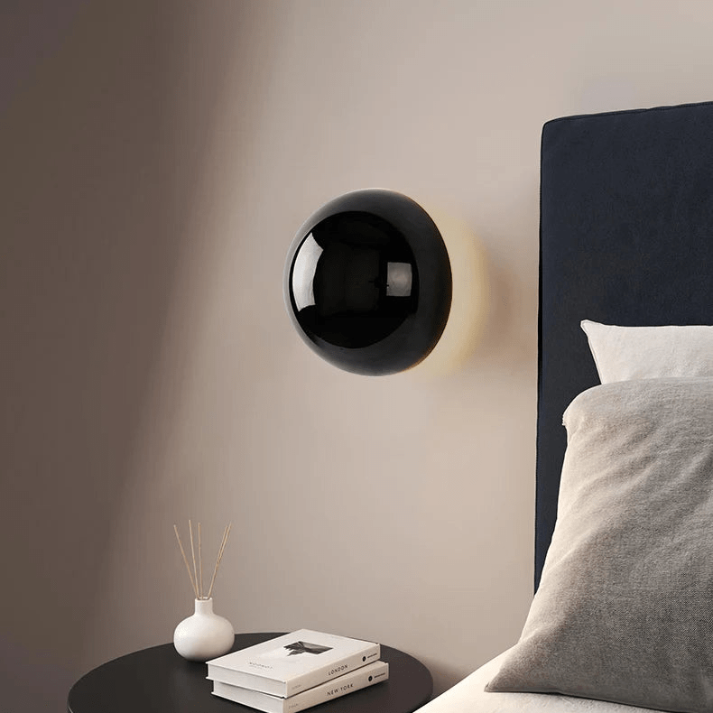 Bauhaus Eclipse Halo Wall Lamp – Round Iron & Glass Backlit Wall Sconce in Black, Gold or Chrome, 10 or 15 cm