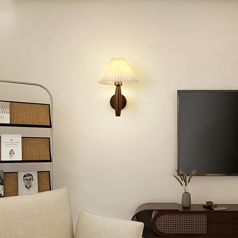 Nordic Wooden Wall Sconce – Retro Bedside Wall Lamp with Pleated Burlap Shade, Rustic Reading Light for Bedroom & Living Room