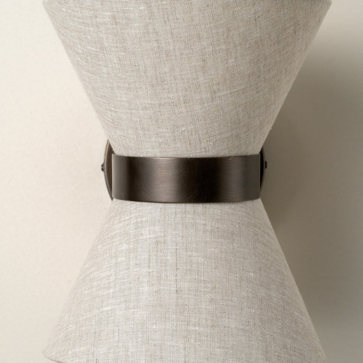 Aged Bronze & Linen Shade Wall Sconce – Timeless Modern Wall Light with Soft Warm Glow for Bedroom, Hallway & Living Room
