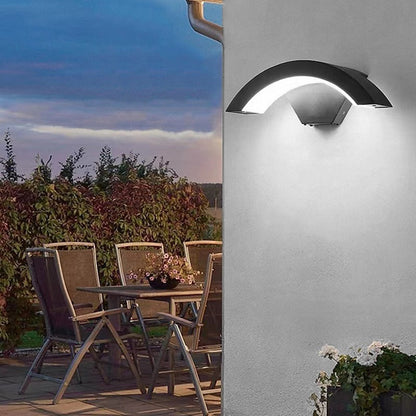 Modern Curved Outdoor Wall Light – IP65 Waterproof Aluminum LED Fixture, 18W or 36W, Warm or Cool White for Porch & Patio